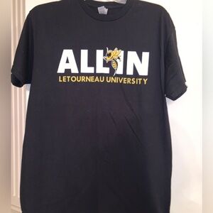 Black LeTourneau University Graphic T-shirt. Size: M